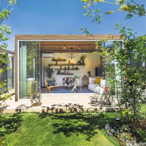 オールグラスポーチⅡでお庭にもうひとつの部屋を