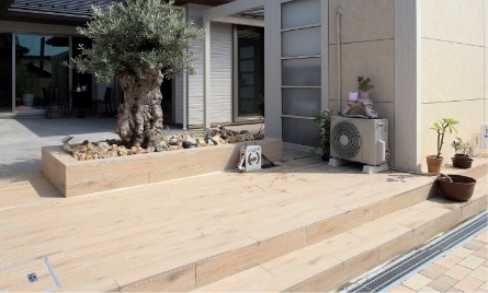 タイル・ストーン セラ ウッディー