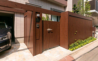 アルミ形材門扉（開き門扉）