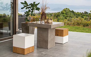 セメント・天然木