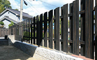 フリーポールフェンス こだわり板 大和貼