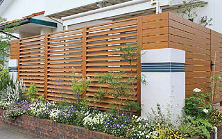 可動ルーバーフェンス